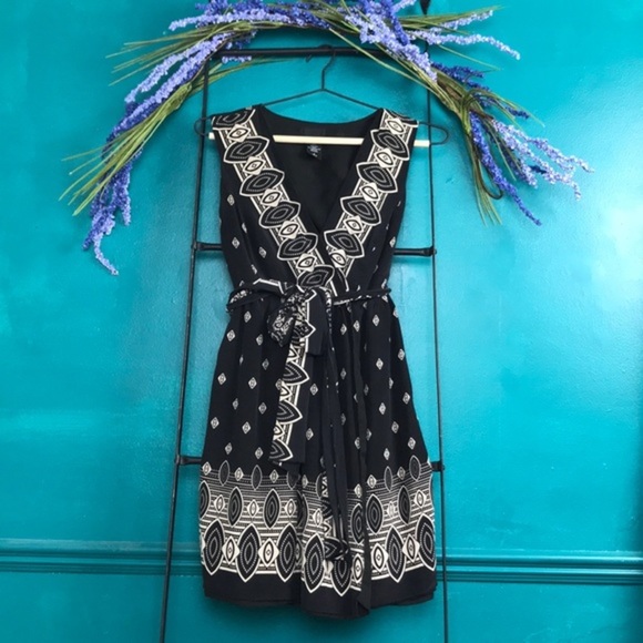 Anna Sui for Target black and white wrap dress - Picture 2 of 6